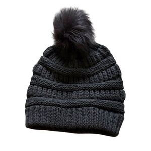 Gray Knit Beanie with Pom Pom